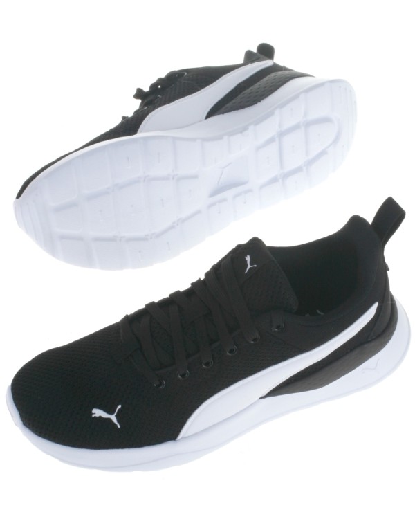Sorte sneakers med hvid Puma signatur i siden og hvid sål, Model Puma Anzarun Lite - køb på umame.dk